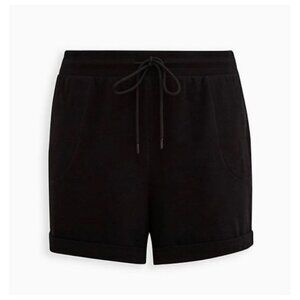 Torrid Shorts EVERYDAY FLEECE PATCH POCKET ACTIVE SHORT